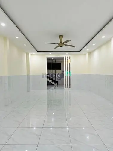 Sổ Hồng Riêng 67M2 Q3 Trần Quang Diệu - Lê Văn Sỹ 4,7 X 14,5M 2 Tầng