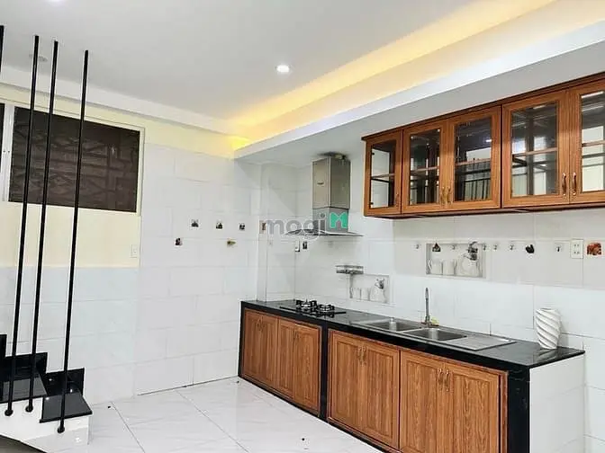 Sổ Hồng Riêng 67M2 Q3 Trần Quang Diệu - Lê Văn Sỹ 4,7 X 14,5M 2 Tầng