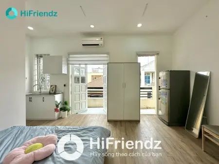 Phòng Cho Thuê Phú Nhuận_Bancong Siêu Thoáng, Full Nội Thất_Gần Lê Văn Sỹ, Giáp Q3, Q1