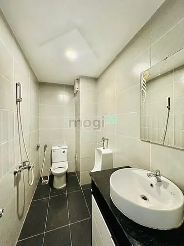 Cho Thuê Nhà Hẻm Xe Tải Đoàn Thị Điểm P1 Phú Nhuận