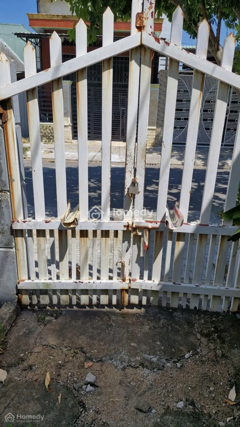 Bán Đất Tặng Nhà Phố, Ngay Trung Tâm. Khu Vực Vip.