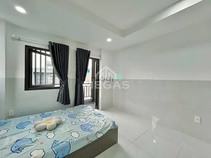 Cho Thuê Phòng Mới Đầy Đủ Nội Thất Giá Mềm Gần Đại Học Umt Q2