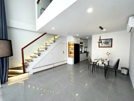 Căn Hộ Mn Nhưng Ko Bé Đâu Nha Thuộc Khu Đất Vàng Siêu Đẹp- Có Ô Tô Đỗ Cửa