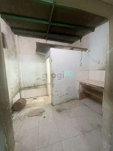 Vị Trí: 198/ Nguyễn Duy Dương, P.3, Q10. Tuyến Nguyễn Duy Dương