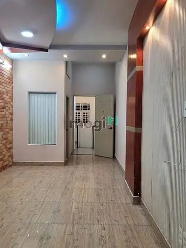 Nhà Cho Thuê: 200/2A Thái Phiên Q11, (3.2X11M 1 Lầu 2Pn 2Wc)