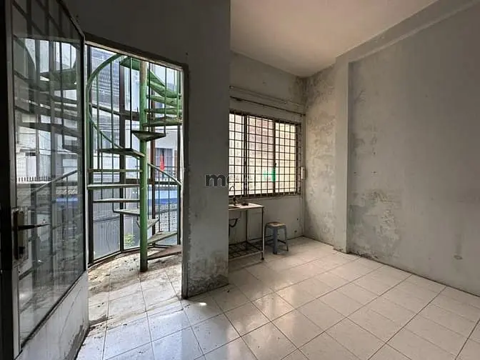 Bình Thạnh- Bùi Đình Tuý- Hẻm Ô Tô Tránh Thông- Gần 70M2- Cũ