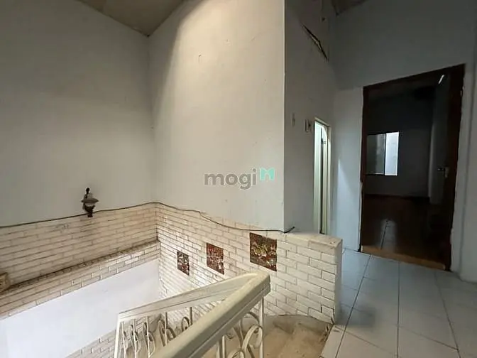 Bình Thạnh- Bùi Đình Tuý- Hẻm Ô Tô Tránh Thông- Gần 70M2- Cũ