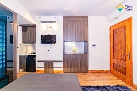 Nội Thất Full Như Hình ,Có Tivi, Nhận Xe Điện