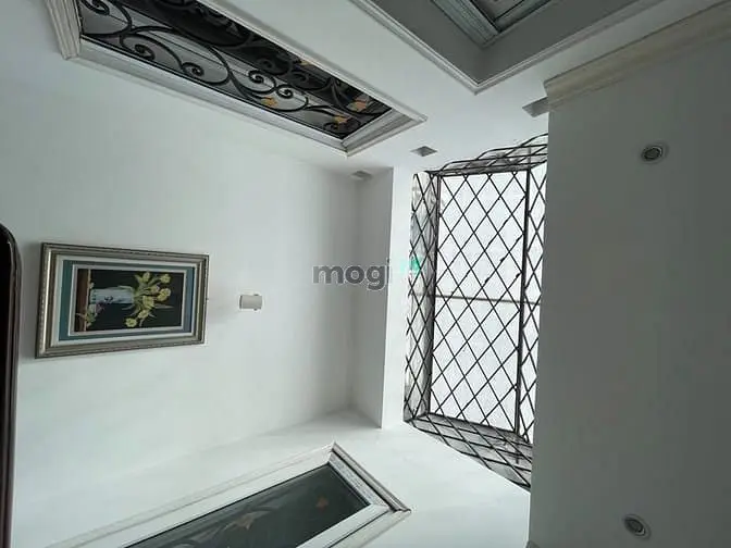 Nhà Đẹp Thái Hà - Nhà Mới - Gần Mặt Phố - Dân Trí Cao