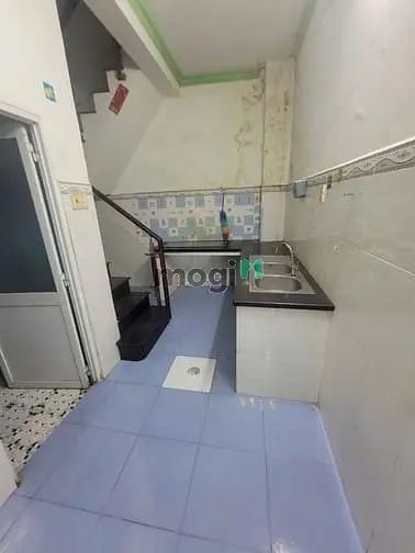 Nhà Cho Thuê: 478/3A Lạc Long Quân Q11, (4X17M 1L 3Pn 2Wc)