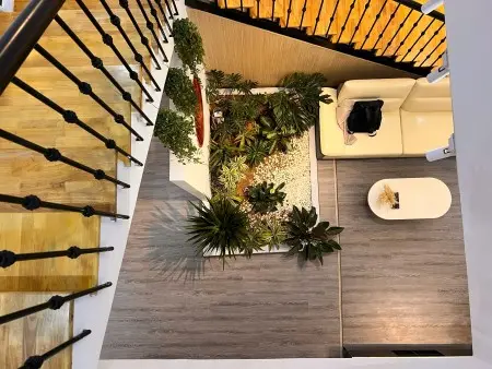 Cho Thuê Nhà 2 Phòng Ngủ Full Nội Thất Có Sân Thượng Và Sân Đậu Xe