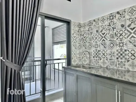 Studio Ban Công - Thiết Kế Hiện Đại