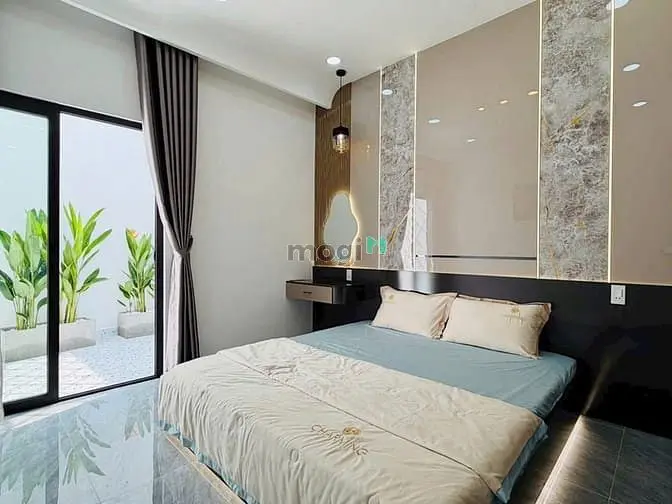 Cho Thuê Nhà Nguyên Căn - Đường Trần Nhật Duật, Quận 1 - Giá Thuê 35T