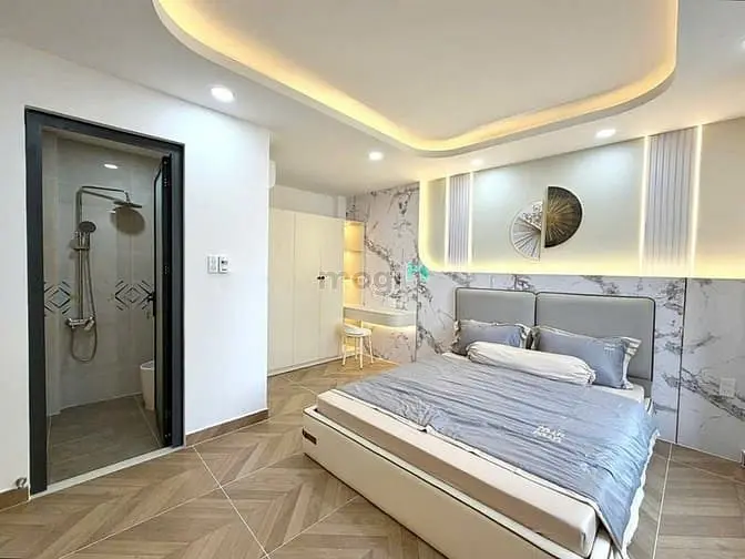 Bán Nhà Mới 4 Tầng Full Nội Thất - Thang Máy - Ngang 8M - Sát Mặt Tiền