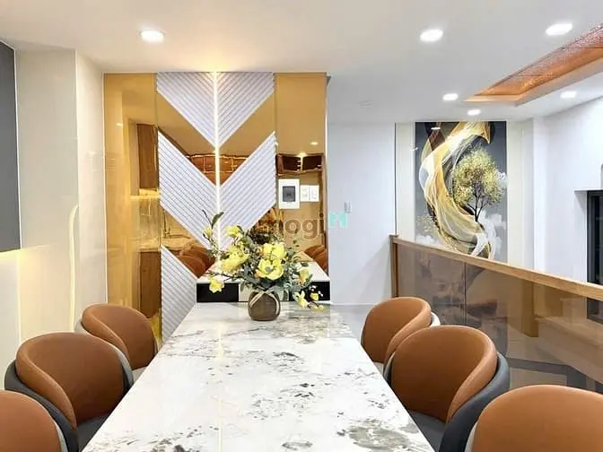 Bán Nhà Mới 4 Tầng Full Nội Thất - Thang Máy - Ngang 8M - Sát Mặt Tiền