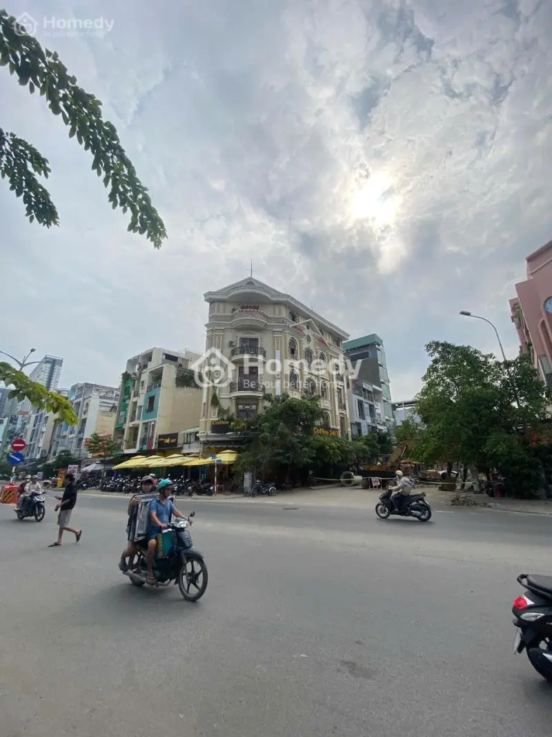 Bán Nhà Góc 2 Mặt Tiền Đường Tạ Quang Bửu Giá 35 Tỷ Dòng Tiền Ổn Định