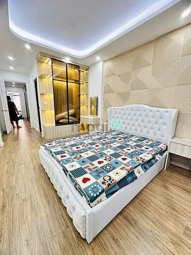 Ô Tô Vào Nhà Ngọc Hà Ba Đình, 5 Tầng Mặt Tiền Rộng, Tiện Ích Vô Cùng