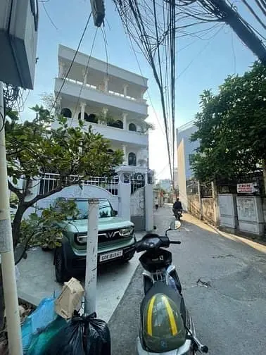 Bán Nc4 Sát Mặt Tiền Nguyên Hồng - Thông Số 6X15M - Hẻm Xe Hơi 7 Chỗ.