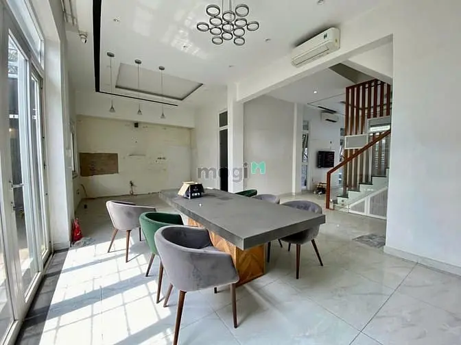 Cho Thuê Nhà Phố 1 Trệt 2 Lầu Đường Số 9, Thảo Điền, 10X15M. Giá 98Tr