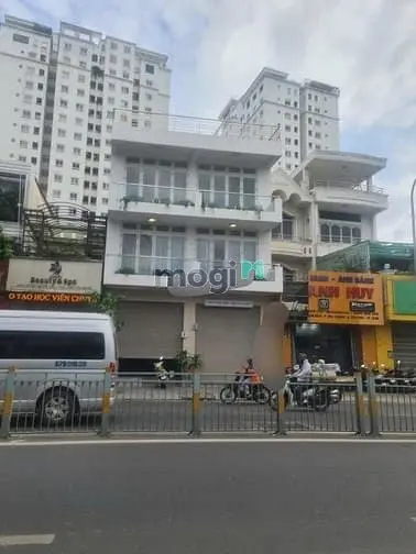 Cho Thuê Nhà Mặt Tiền Lũy Bán Bích Ngang 8M Dài 20M