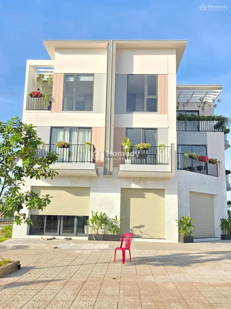 Nền Biệt Thự Sổ Sẳn 12X20, Đường Nhựa Trước Nhà 18M, Gần Nút Giao Cao Tốc Khu Vực Và Tiện Ích