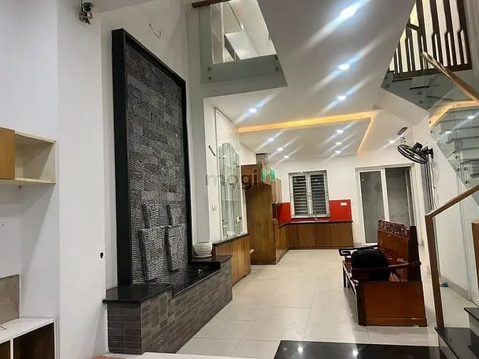 Nhà Đường Tên Lửa, Giá 20 Triệu