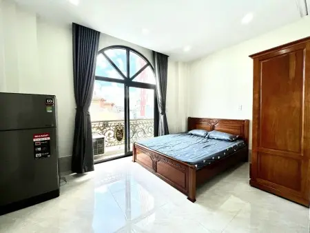 Phòng Ban Công Mới Xây - Tiện Nghi Ngay Nhà Ga T3