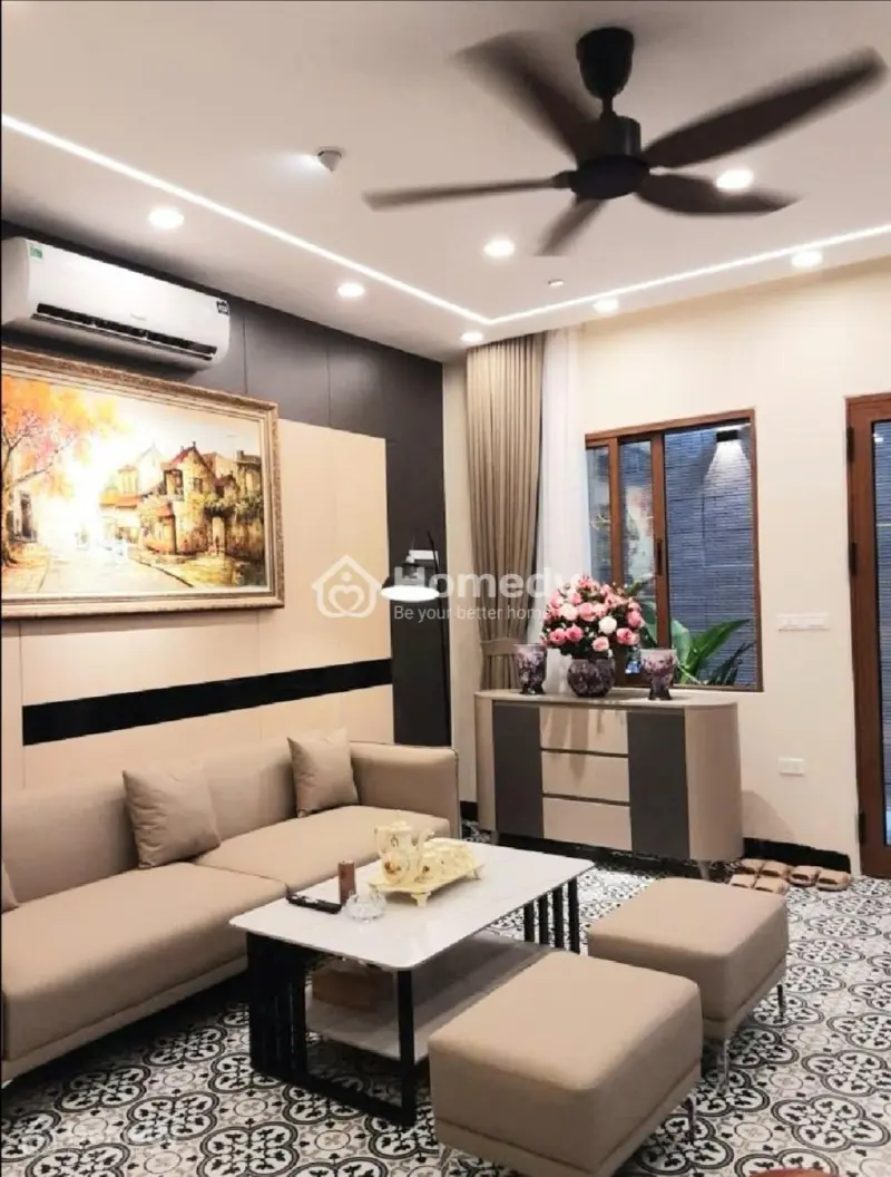 Bán Nhà Hồ Ba Mẫu 45M / Full Nội Thất/ 15 Ra Ô Tô/ Gần Hồ/ Giá Tốt