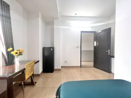 Phòng Đẹp Full Nội Thất Cửa Sổ Trời Ngay Chợ Tân Mỹ