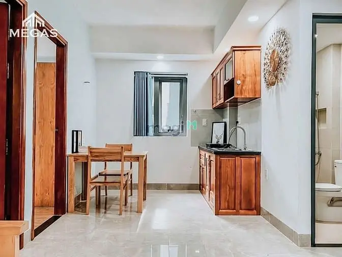 Căn Hộ 2 Phòng Ngủ - Diện Tích Rộng - Ngay Quận 2