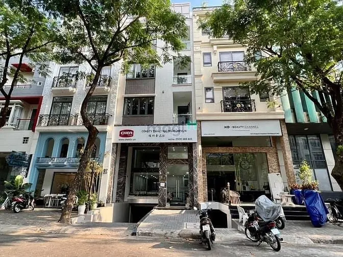 Cho Thuê Khách Sạn Cao Cấp 15 Phòng Ở Phú Mỹ Hưng Vị Trí Đẹp Giá Tốt