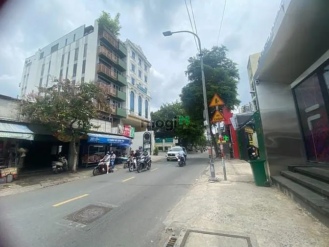 Cho Thuê Nhà 3 Tầng Có Hồ Bơi Mt Quốc Hương, Thảo Điền, Q2 Giá: 110Tr