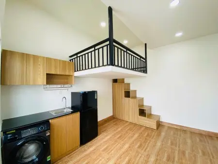 Phòng Mới Xây Giá Tốt Cmt8, Full Nội Thất, Ban Công, Ngay Cv Lê Thị Riêng