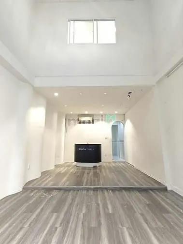 Nhà Bán Q.3 - Lê Văn Sỹ - 52M2 - Xe Tải Tận Cửa - 9 Tỷ X 52M2 - Xe T