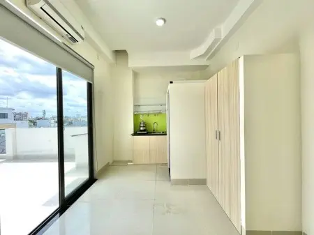 Phòng Rộng 30M² – Sân Thượng Riêng Hiếm – Ngay Bùi Đình Tuý, Bình Thạnh
