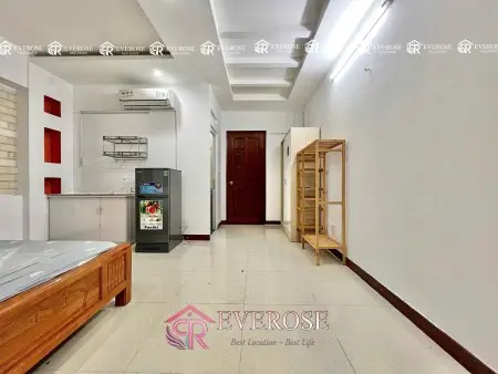 Phòng Ban Công – Trống Sẵn - Ban Công Thống Nhất Gò Vấp