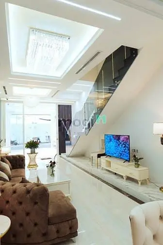 Bán Nhà Phố Đường An Dương Vương, Phường 16- Quận 8. Dt: 4.5 X20 ( Trệ