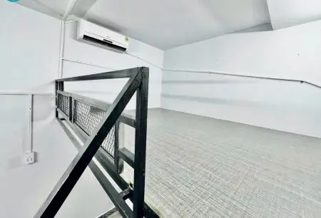 Pass Phòng Trọ Tầng Trệt Khu Sân Bay, Giờ Giấc Tự Do, Gác Cao Không Đụng Đầu, Kế Bên Bách Hoá Xanh