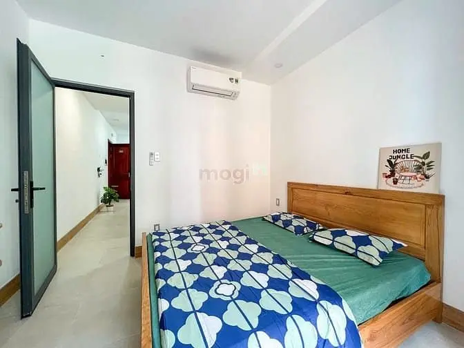 Căn Hộ Cao Cấp 1Pn Ban Công| Full Tiện Ích, Gần Xuân Thủy, Vincom