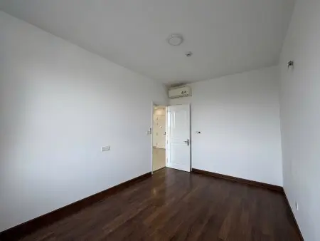 Căn Hộ Cao Cấp 2P Ngủ Chung Cư Bàu Cát Giá 12Tr/Th