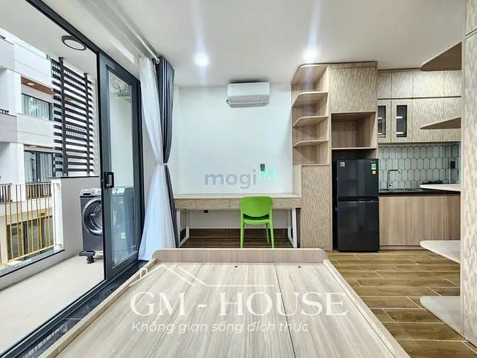 Căn Hộ Studio Ban Công_ Máy Giặt Riêng_ Full Nội Thất, Gần Văn Lang