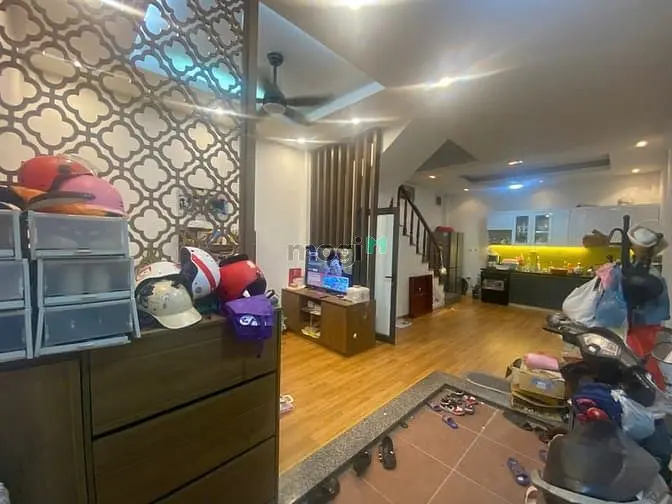 Nhà Đẹp Ngõ Hoà Bình 7, Giá 9 Tỷ, 43M2X5T, Ở Luôn, Ảnh Thật