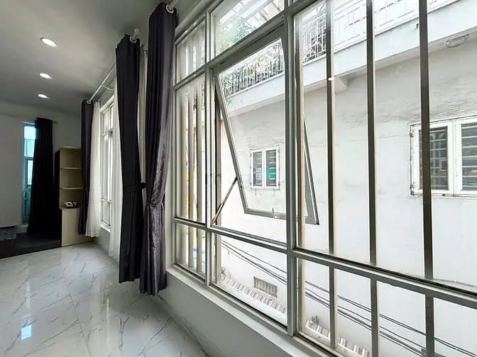 Căn Hộ Tách Bếp 30M2 Full Cửa Sổ Thoáng Gần Sân Bay