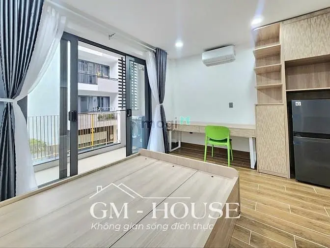 Căn Hộ Studio Ban Công_ Máy Giặt Riêng_ Full Nội Thất, Gần Văn Lang