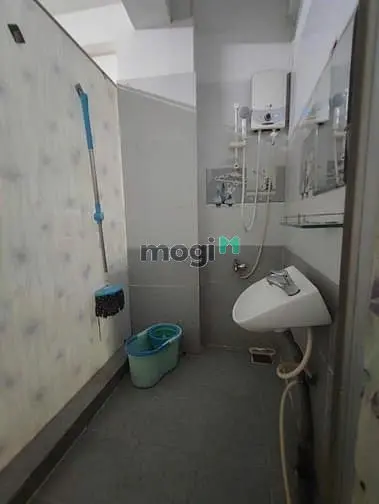Cho Thuê Chdv Ngay Cầu Thị Nghè,Bình Thạnh,20M2, Full Nội Thất, Wcr, 4