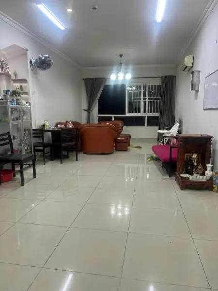 Chung Cư Bưu Điện, P14, Quận 10: 93M2, 3P Ngủ, 2Wc Chỉ 12,5Tr