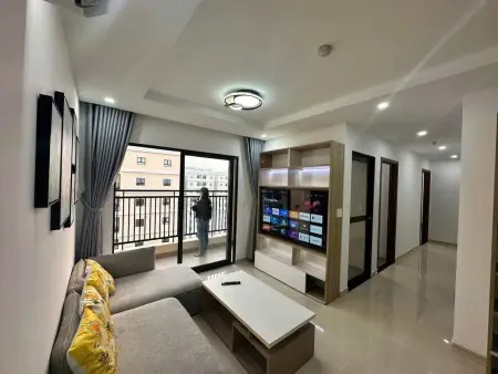 Chung Cư Babylon, Âu Cơ, Tp: 12Triệu, 2P Ngủ, 80M2, Ban Công