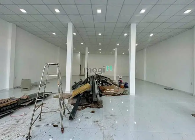 Cho Thuê Mặt Bằng Kinh Doan 682 Nguyễn Thị Định Quận 2 Ngang ~11M Tlcc