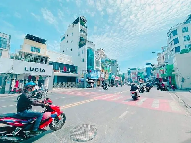 Bán Nhà Rẻ Hẻm Xe Hơi (18X20) 243/28 Phan Đình Phùng P15 Phú Nhuận