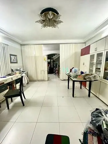 🏡95M2 Quận 3 5,2X18,5M Ô Tô Đậu Nhà Sát Mt Trần Quang Diệu-Lê Văn Sỹ